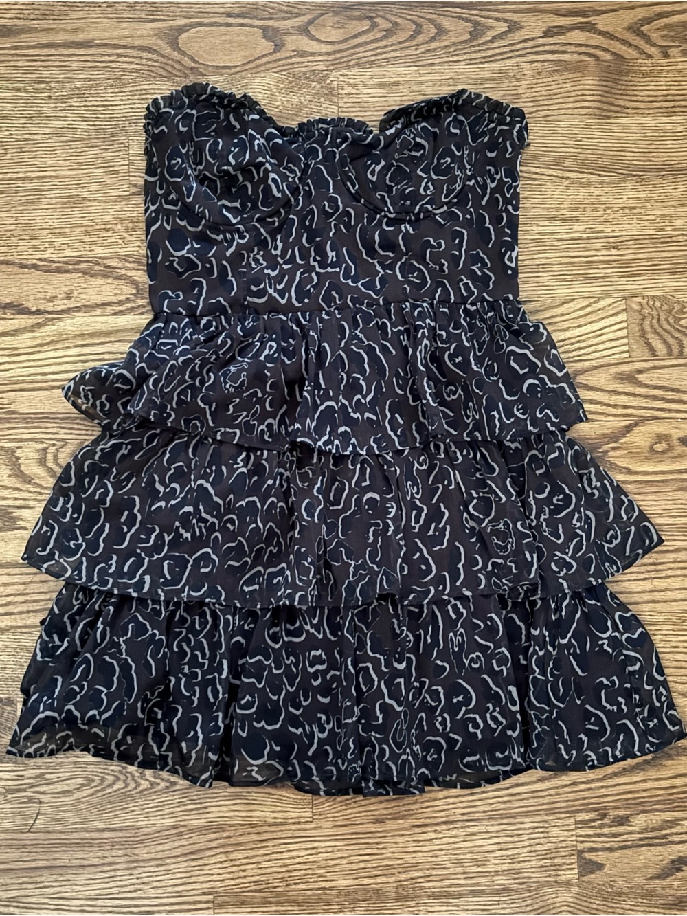 GUESS Leopard Print Strapless Ruffle Tiered Mini Dress Size M EUC